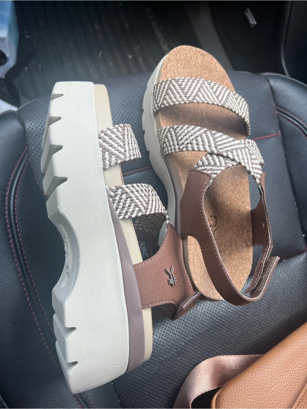 KURU chunky platform